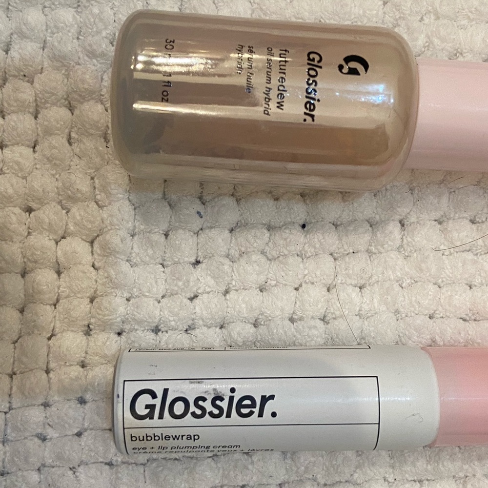 Glossier future dew & Glossier bubble wrap bundle